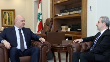 الرئيس عون عرض وأبو فاعور للأوضاع الرئيس عون عرض وأبو فاعور للأوضاع