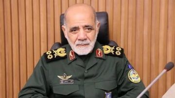 اللواء عبد اللهي: طوفان الأقصى غير استراتيجية جبهة المقاومة وسرع تراجع الكيان اللواء عبد اللهي: طوفان الأقصى غير استراتيجية جبهة المقاومة وسرع تراجع الكيان