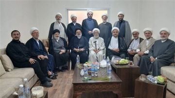 وفد من الحوزة العلمية في قم المقدسة يزور الحوزة العلمية-المدرسة الدينية في مدينة صور وفد من الحوزة العلمية في قم المقدسة يزور الحوزة العلمية-المدرسة الدينية في مدينة صور