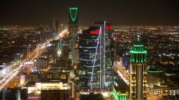 اعتراض وتدمير صاروخ باليستي أطلق باتجاه الرياض اعتراض وتدمير صاروخ باليستي أطلق باتجاه الرياض