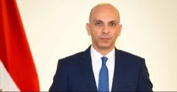 وصول السفير المصري الجديد في بيروت لتسلم مهامه الديبلوماسية وصول السفير المصري الجديد في بيروت لتسلم مهامه الديبلوماسية