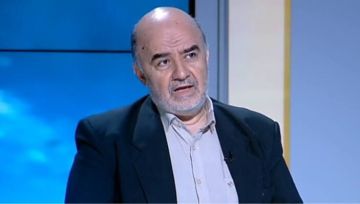 علي حيدر لـالنشرة: استطلاعات الرأي تظهر مأزق نتانياهو ودعم ترامب لم يحدث تأثيرا جديا علي حيدر لـالنشرة: استطلاعات الرأي تظهر مأزق نتانياهو ودعم ترامب لم يحدث تأثيرا جديا