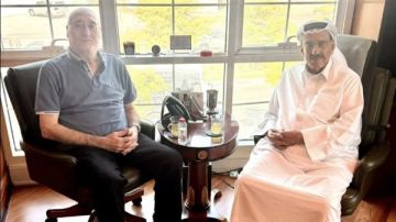 جوزيف أبو فاضل يزور الشيخ خلف الحبتور جوزيف أبو فاضل يزور الشيخ خلف الحبتور