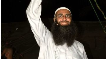 نجل احمد الاسير، ويكتب: يأت بها الله أبي نجل احمد الاسير، ويكتب: يأت بها الله أبي