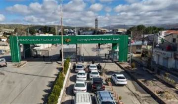 رغم إغلاق معبر نصيب.. سوريا تسمح بعودة أكثر من 1600 معتمر رغم إغلاق معبر نصيب.. سوريا تسمح بعودة أكثر من 1600 معتمر