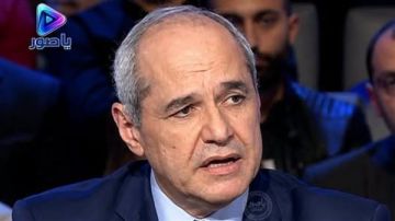 ملحم خلف: الدولة في موقع لا تحسد عليه