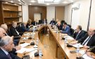 لجنة المال تكرر دعوة وزارتي المالية والأشغال والاتحادات وتطلب توضيحات حول اعتماد لدعم السائقين العموميين