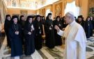 البابا يعلن تخصيص منح دراسية لدعم الطلاب المسيحيين من العائلات الأكثر احتياجا في لبنان وسوريا والعراق
