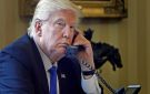 ترامب ينشر الرقم الشخصي لسناتور: اتصلوا به!