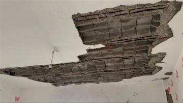 سقوط أجزاء من سقف أحد المنازل... وهلع بين الأهالي!