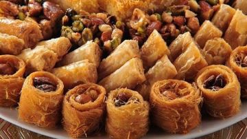 قبل أن تتناول الحلوى ليلا.. هذا ما يفعله الأنسولين بقلبك وأنت نائم