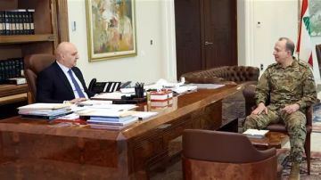 الرئيس عون يطلع على نتائج حراك قائد الجيش في السعودية وميونيخ الرئيس عون يطلع على نتائج حراك قائد الجيش في السعودية وميونيخ