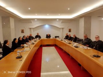 مطارنة الروم الكاثوليك رحبوا بزياة سلام للجنوب: قلقون إزاء السجالات التي تحتدم عشية الانتخابات النيابية مطارنة الروم الكاثوليك رحبوا بزياة سلام للجنوب: قلقون إزاء السجالات التي تحتدم عشية الانتخابات النيابية