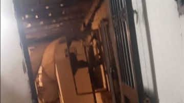 إنقاذ عائلة إثر انهيار سقف جراء الغارات على منطقة فلاوى - غرب بعلبك إنقاذ عائلة إثر انهيار سقف جراء الغارات على منطقة فلاوى - غرب بعلبك