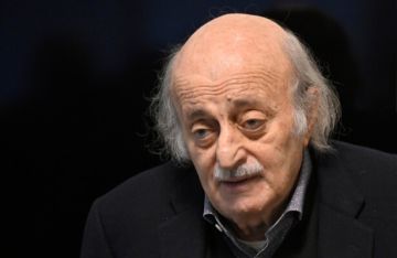 جنبلاط حذر من محاولات خبيثة لعزل الدروز: ندعو طريف للاهتمام بشؤون الطائفة بالداخل الفلسطيني