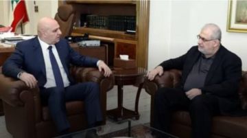 لقاء بين الرئيس عون ومحمد رعد في هذه الأثناء