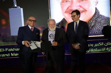 يحيى الفخراني: سعيد لإجماع أعضاء مجلس جائزة فاروق حسني على تكريمي