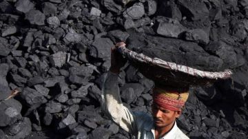 18 قتيلا بانفجار في منجم غير شرعي للفحم في الهند 18 قتيلا بانفجار في منجم غير شرعي للفحم في الهند