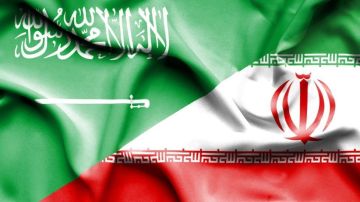 إيران والسعودية تؤكدان أهمية التنسيق الإقليمي وتعزيز الأمن بالحوار بعيدا عن التدخل الأجنبي إيران والسعودية تؤكدان أهمية التنسيق الإقليمي وتعزيز الأمن بالحوار بعيدا عن التدخل الأجنبي