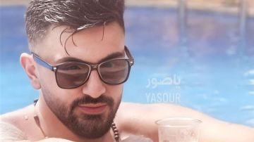 من داخل منزله، نقل الشاب جوني حكروش عمره 29 سنة الى المستشفى مصابا بطلق ناري