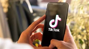 بعد قلق المستخدمين من سياسة الخصوصية.. تيك توك يعود إلى نمو ثابت