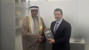 شحادة بحث في تعزيز التعاون مع الاتحاد العربي للذكاء الاصطناعي والبرمجة شحادة بحث في تعزيز التعاون مع الاتحاد العربي للذكاء الاصطناعي والبرمجة