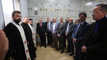 السفير الأسعد يكرم إرث المطران هيلاريون كبوجي في دير المخلص السفير الأسعد يكرم إرث المطران هيلاريون كبوجي في دير المخلص