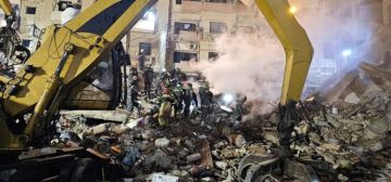 الدفاع المدني أعلن سقوط 9 ضحايا بانهيار مبنى باب التبانة وحذر من التجمهر في محيط مكان الحادث