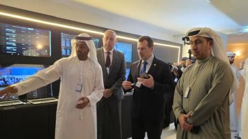 بالصور: سلام التقى النائب الأول لحاكم دبي... وهذا ما بحث
