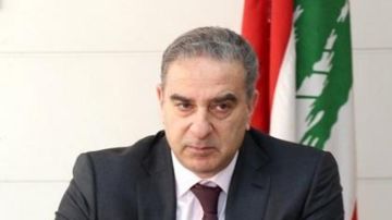 فرعون: لا خيار سوى الحياد فرعون: لا خيار سوى الحياد