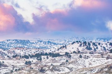 ثلوج على الـ 500 متر في عكار للمرة الأولى