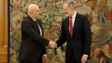 بالصور: لقاء بين الرئيس عون والعاهل الإسباني