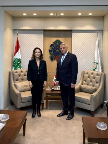 الوزيرة لحود عقدت إجتماعا مع اللواء شقير لتسهيل حركة المسافرين في مطار رفيق الحريري الدولي خلال موسم الأعياد