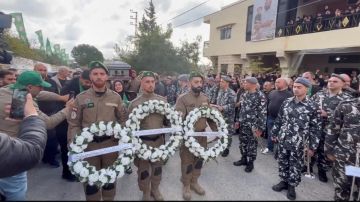 تشييع الشهيد العسكري حسن جابر ونجله في يانوح