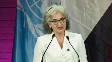 كرامي للأساتذة: أنتم تصنعون المناهج من خلال جهدكم اليومي كرامي للأساتذة: أنتم تصنعون المناهج من خلال جهدكم اليومي