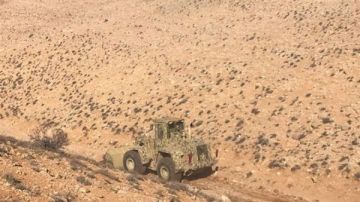 بالصور: الجيش يغلق معابر غير شرعية في البقاع الشمالي