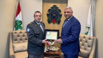 اللواء شقير استقبل رئيس بعثة هيئة الأمم المتحدة لمراقبة الهدنة اللواء شقير استقبل رئيس بعثة هيئة الأمم المتحدة لمراقبة الهدنة