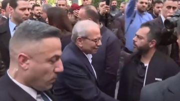 بالفيديو: لحظة وصول سلام إلى الجنوب بالفيديو: لحظة وصول سلام إلى الجنوب