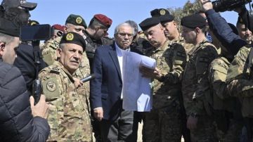 سلام خلال جولة في الجنوب: الدولة ستبقى حاضرة معكم المسار ليس سهلا وهمنا الاول صون كرامة النازحين