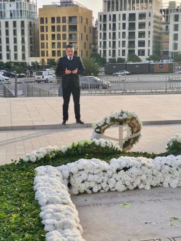 مطر : أمام ضريح رفيق الحريري نجدد الايمان بلبنان الذي حلم به وقدم حياته لأجله وهنا نحترم التاريخ مطر : أمام ضريح رفيق الحريري نجدد الايمان بلبنان الذي حلم به وقدم حياته لأجله وهنا نحترم التاريخ