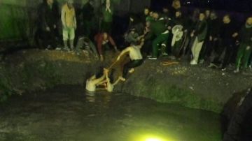 في بركة زراعة امام منزلهما ، نزل طفلان من آل سويد لكي يمارسا السباحة، الا ان عمق البركة فاجأ الطفلين اللذين غرقا داخل البركة