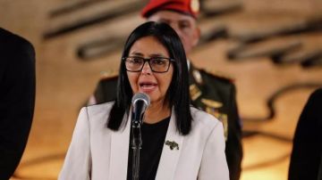 رئيسة فنزويلا بالإنابة تعلن تلقيها دعوة لزيارة الولايات المتحدة الأمريكية