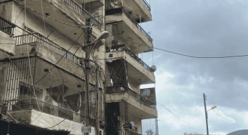 إخلاء مبنيين مهددين بالانهيار في بلدة بخعون