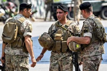 قائد الجيش حاضر: المسؤولية الأولى على الحكومة!