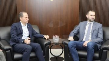 الجميل استقبل تيمور جنبلاط: تأكيد التنسيق والتواصل