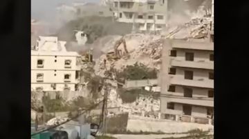 بالفيديو: استهداف جرافة بـ 5 صواريخ!