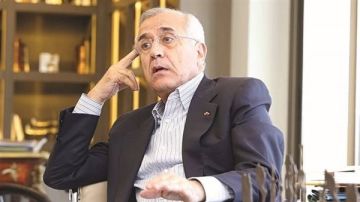 سليمان: ذكرى استشهاد الرئيس الحريري الديمقراطية أقوى من القمع والاستبداد، وأن إرادة الشعوب لا تقهر مهما اشتدت الضغوط