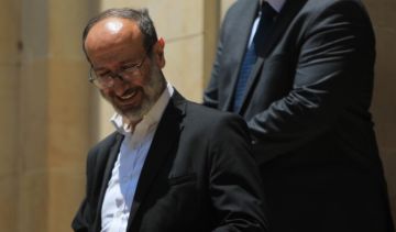 الموسوي: تعيين الدولة اللبنانية لدبلوماسي مدني لرئاسة وفد الميكانيزم كان خطيئة ثانية بعد خطيئة حصرية السلاح الموسوي: تعيين الدولة اللبنانية لدبلوماسي مدني لرئاسة وفد الميكانيزم كان خطيئة ثانية بعد خطيئة حصرية السلاح