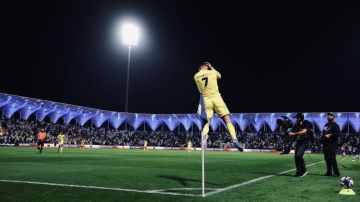 بالفيديو: رونالدو يسقط