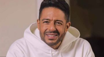 غموض يلف غياب محمد حماقي.. والجمهور يتساءل عن السبب الحقيقي غموض يلف غياب محمد حماقي.. والجمهور يتساءل عن السبب الحقيقي